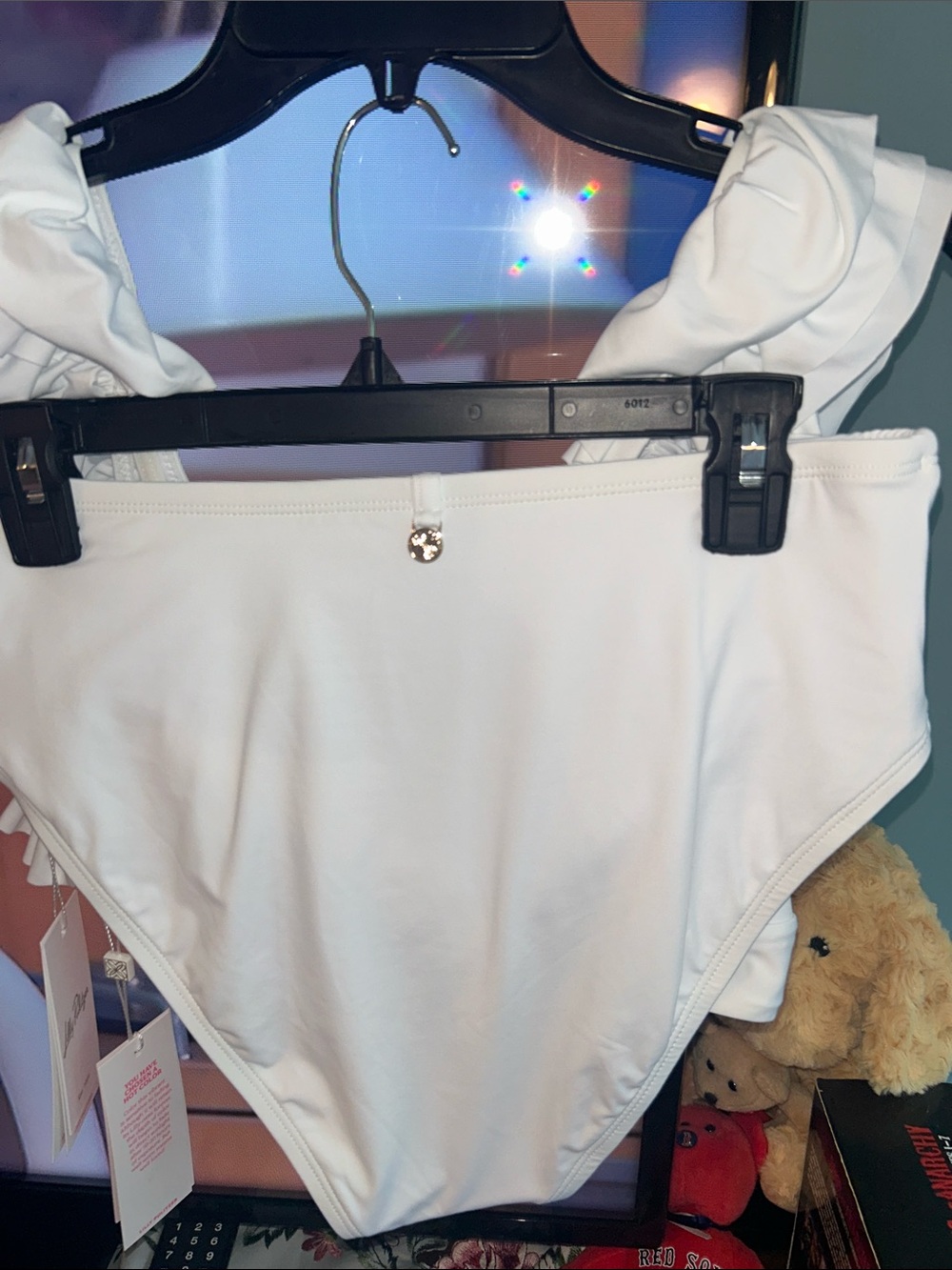 NWT- Lilly Pulitzer White Ruffle Sleeve Bikini Set - 2 pc Swimwear TOP 10 BOTT 8 - Picture 11 of 11